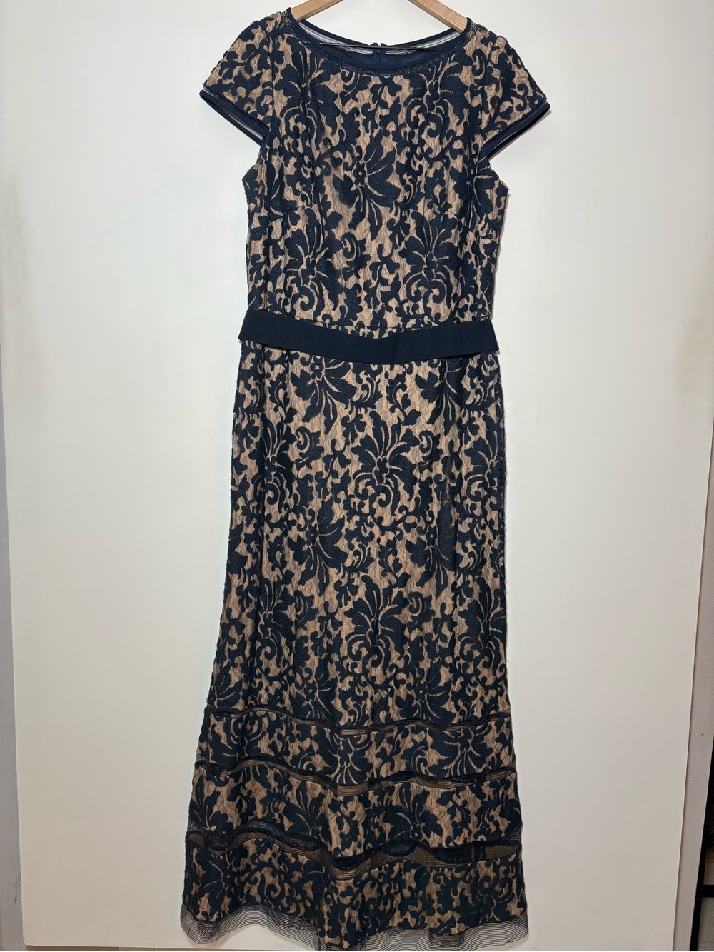 Tadashi Shoji Maxi Dress Women’s 16 Blue Gown Lace Mermaid Evening Victorian - Picture 5 of 15